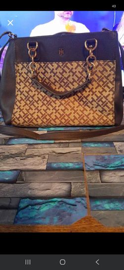 Tommy Hilfiger Crossbody