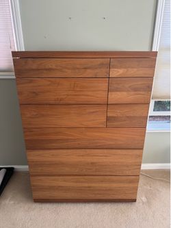 EQ3 Boom Wide Dresser, Walnut