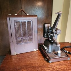Revere 16 Sound Projector for 16mm Movie Film Projector with Case and Screen