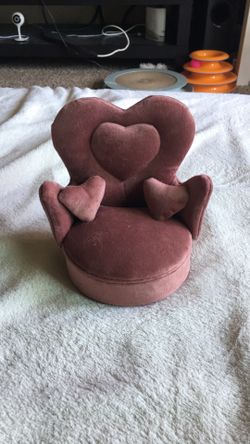 Cute Heart Couch Jewelry Holder With 3 Storage Spaces And Mirror 