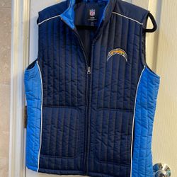 Chargers, puffer vest