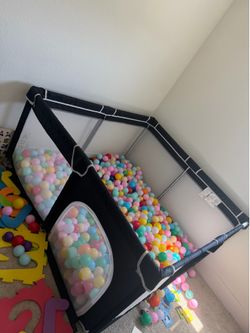 Ball pit