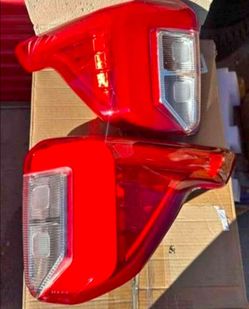 20-24 Ford Explorer / Police Interceptor LED Tail lights Luces Traseras Calaveras Focos