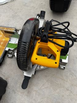 Dewalt miter saw 12in corded