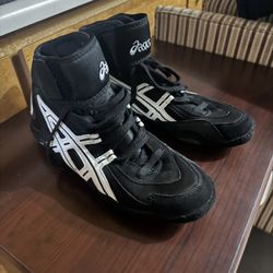 Asics jackal wrestling shoes SZ 11.5