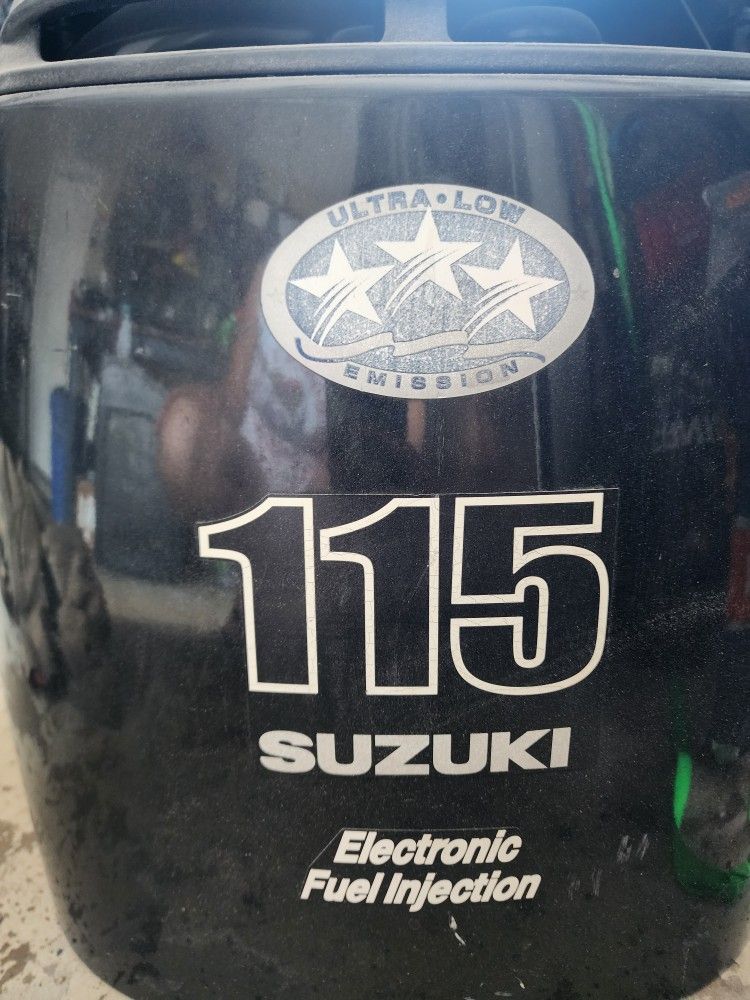 Suzuki 115 Boat Motor