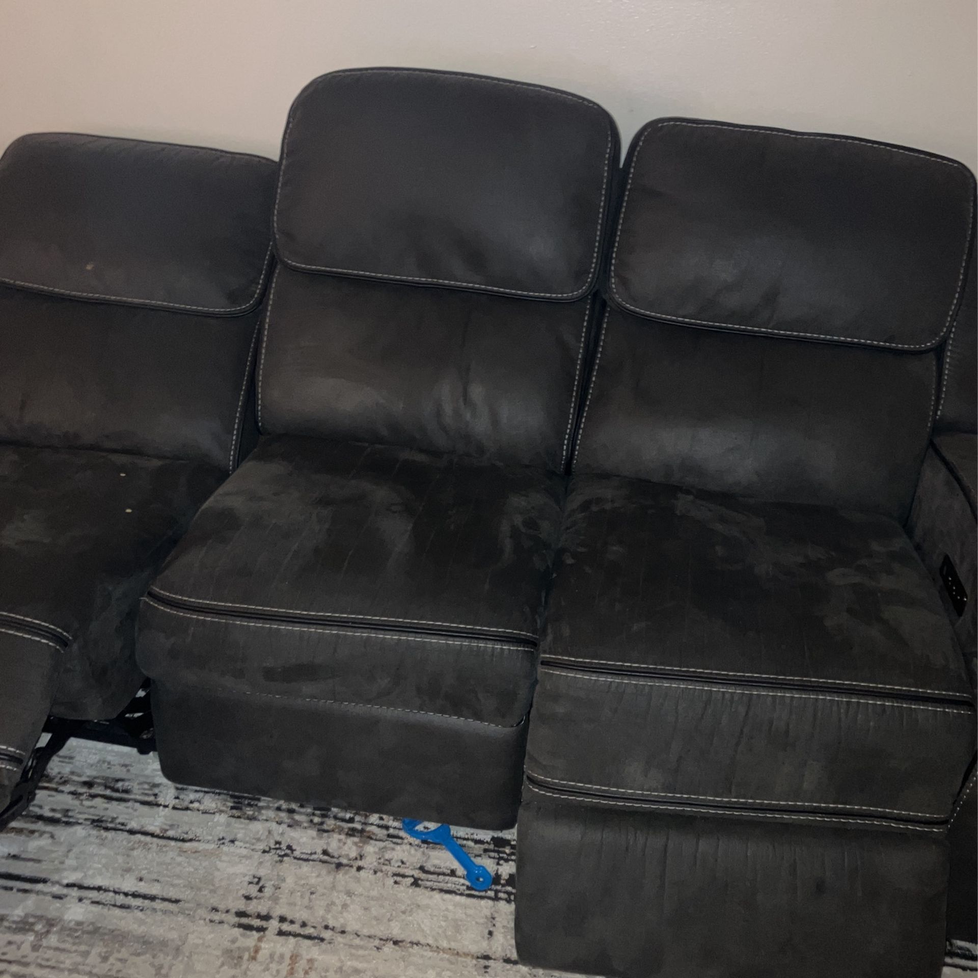 Recliner Couch 