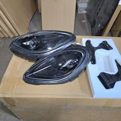 Porsche Macan Headlights 2014-2022 upgrade to 2023 Matrix Led a pair 