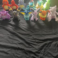 Pokemon plus collection