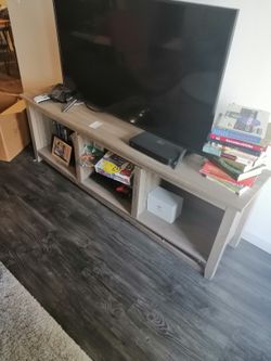 Tv stand (sagging a little)