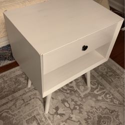 Lamp Stand With Drawer