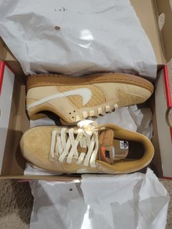 Nike Dunk Low 9.5