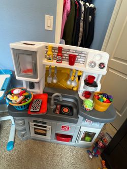 Toy Kitchen