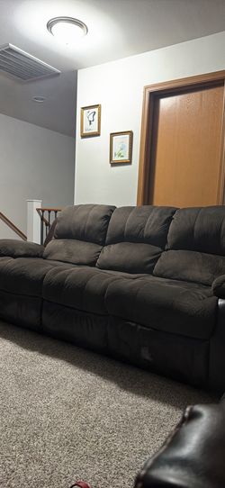 Free recliner couch