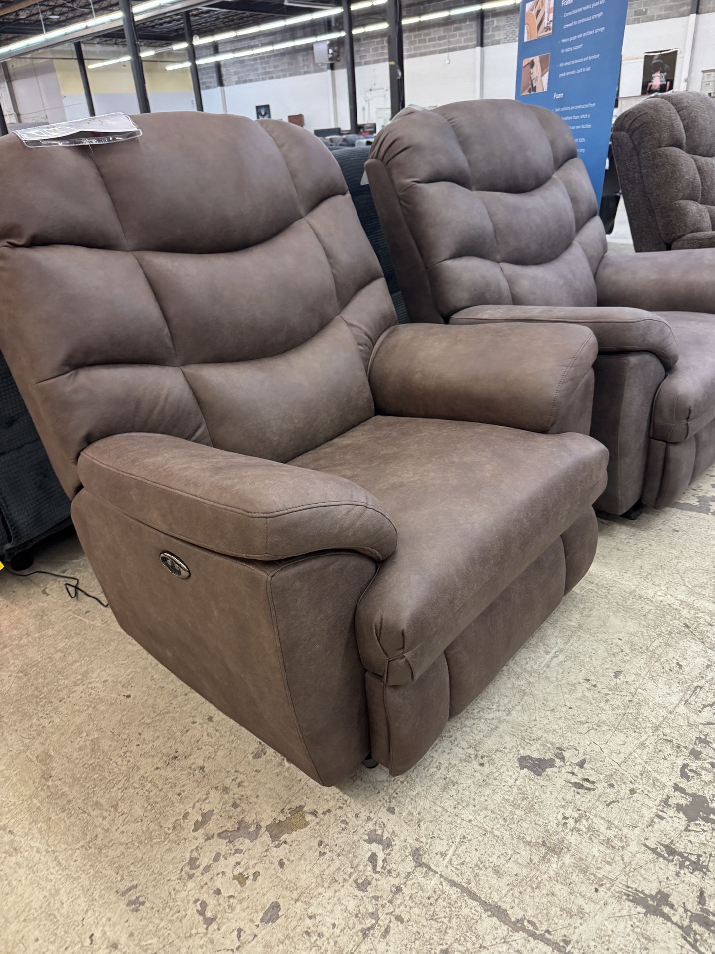 Big And Tall, Extra Large Power Recliners
