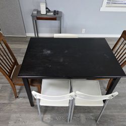 Table With 5 Chairs 