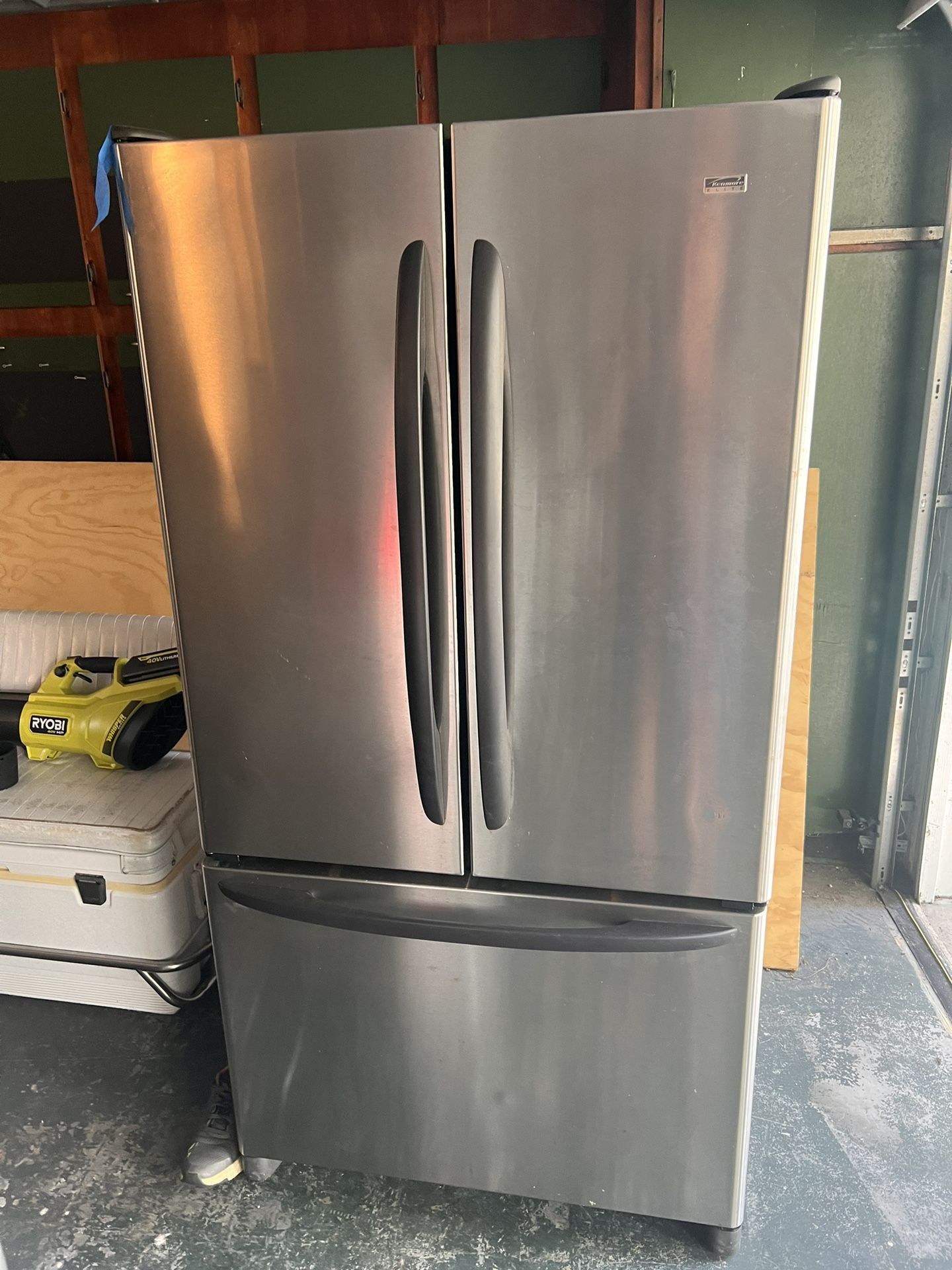 Fridge, Microwave Bonus Wine Fridge Included