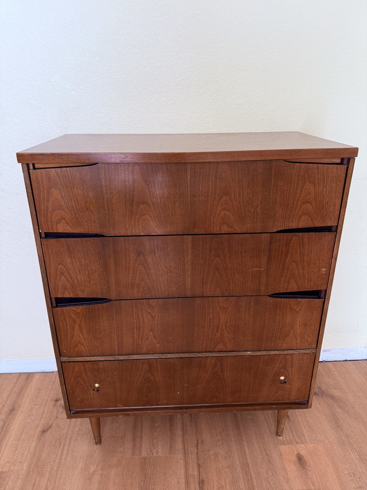 Vintage MCM Bassett Furniture Dresser
