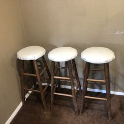 3 Barstools 