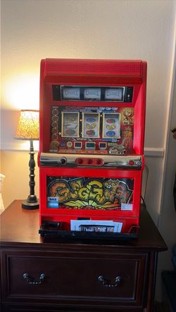 Skill stop slot machine