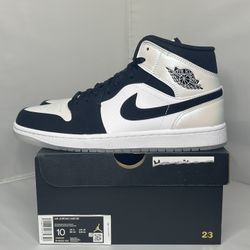 Jordan 1 Mid 