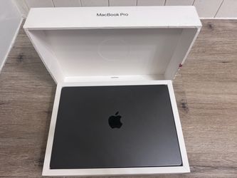 MacBook Pro 14 inch 24gb /512gb storage M4 PRO CHIP