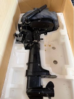 Mercury 4 stroke 6HP Marine Engine with Zodiac Inflatable Boat