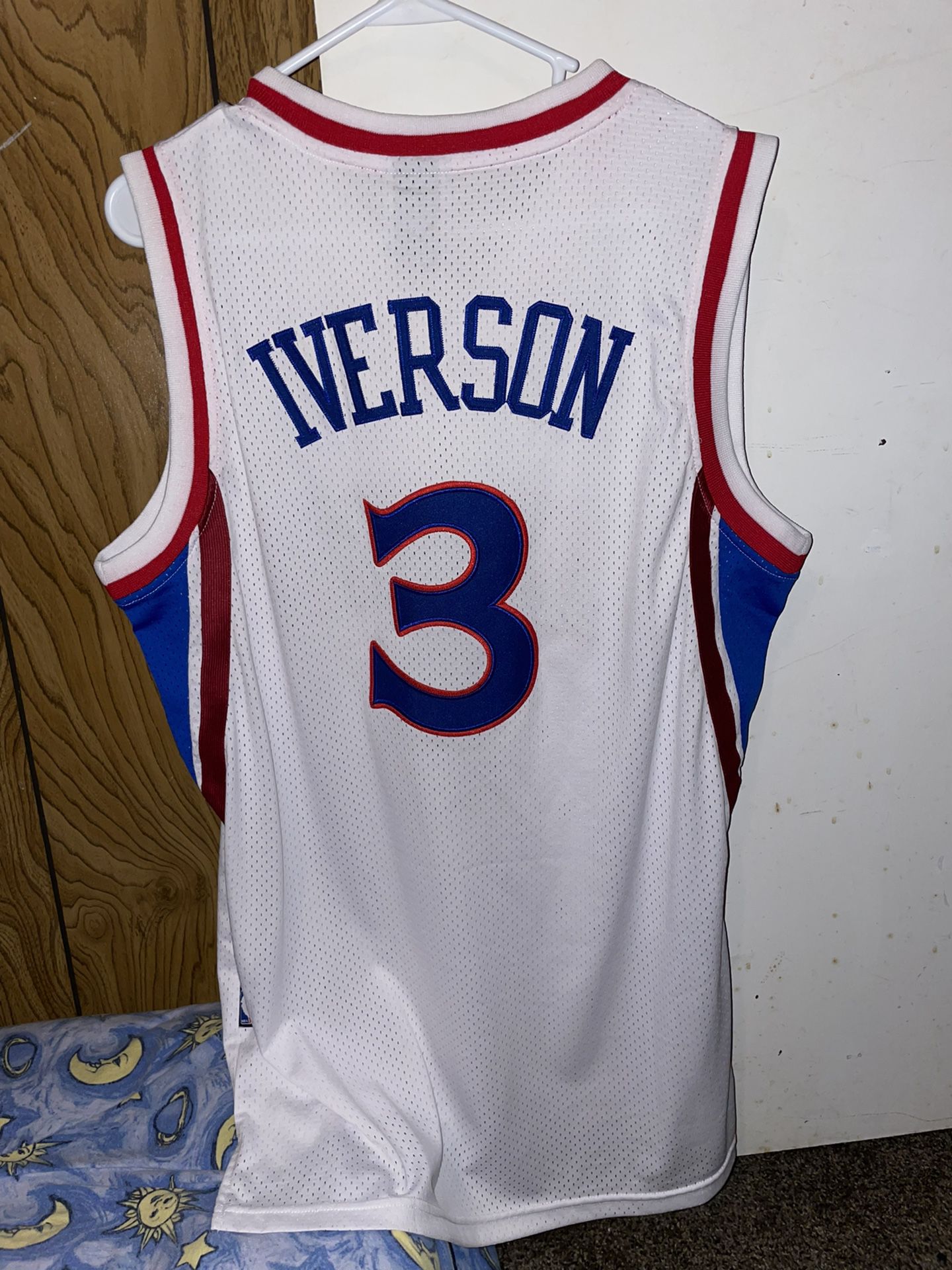 Philadelphia 76ers #3 Allan Iverson Retro NBA Basketball Jersey for Sale in  Gardena, CA - OfferUp