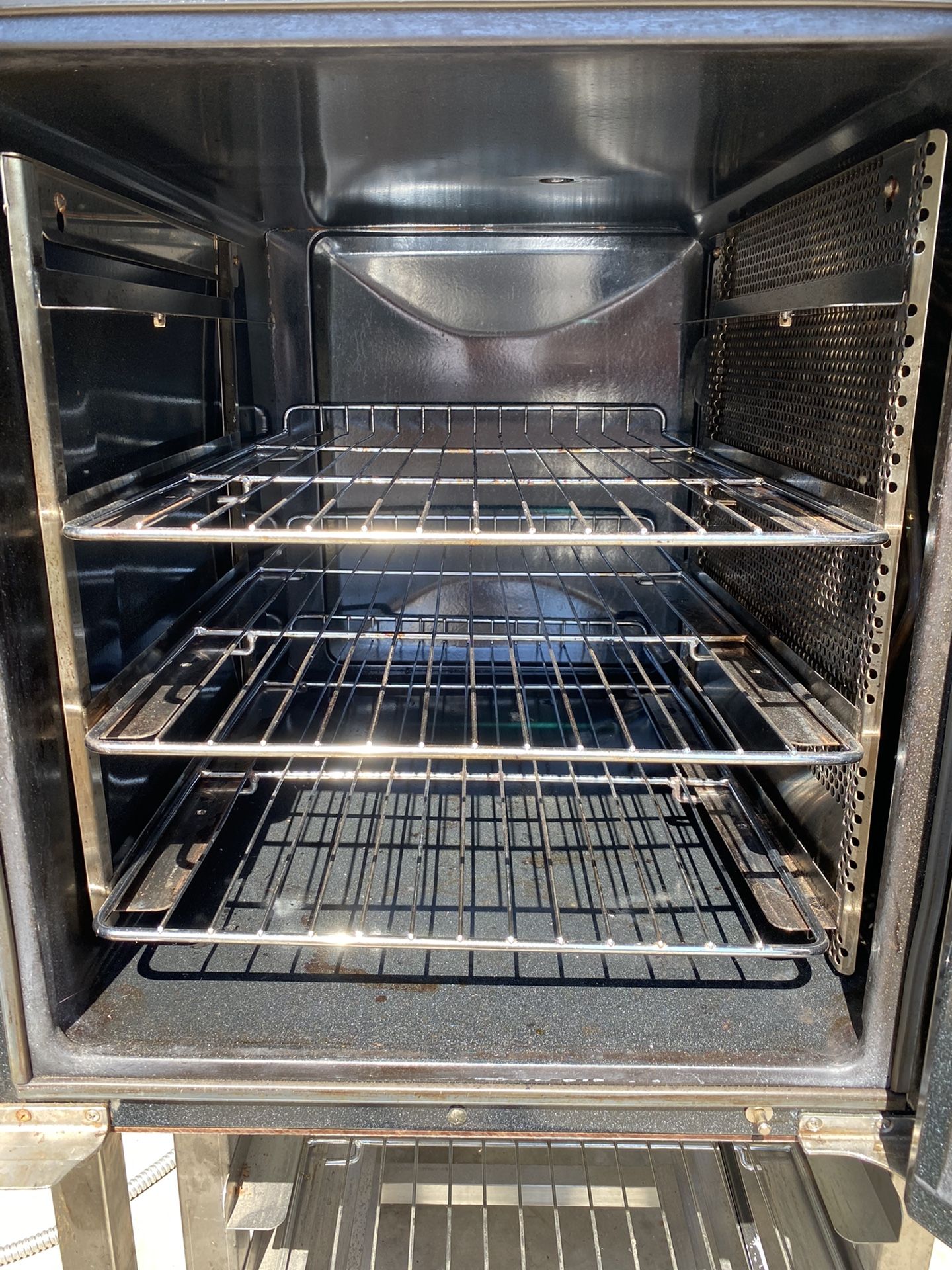 Moffat Commercial Self Venting Oven for Sale in Wood Village, OR OfferUp