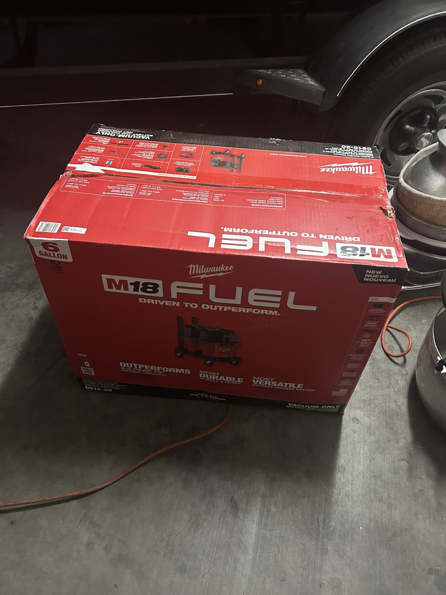 Cordless M18 Milwaukee Vacuum