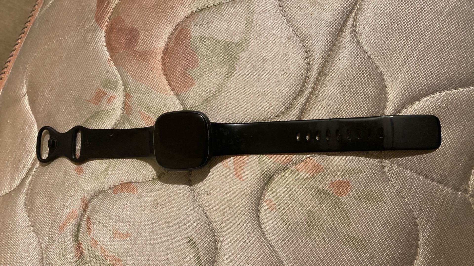 Fitbit Versa 4 