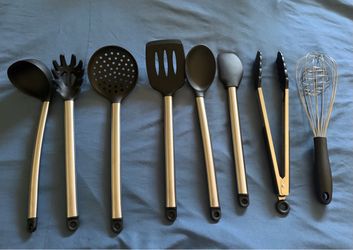 Brand New 8 Piece Kitchen Utensil Set $15