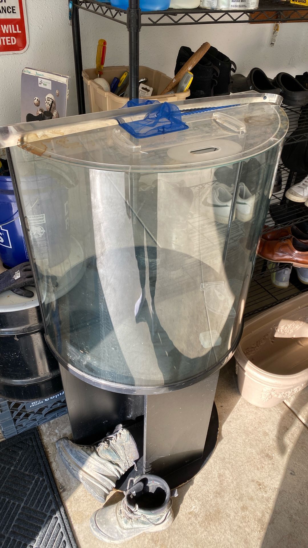 (used) Half Moon Fish tank & Stand