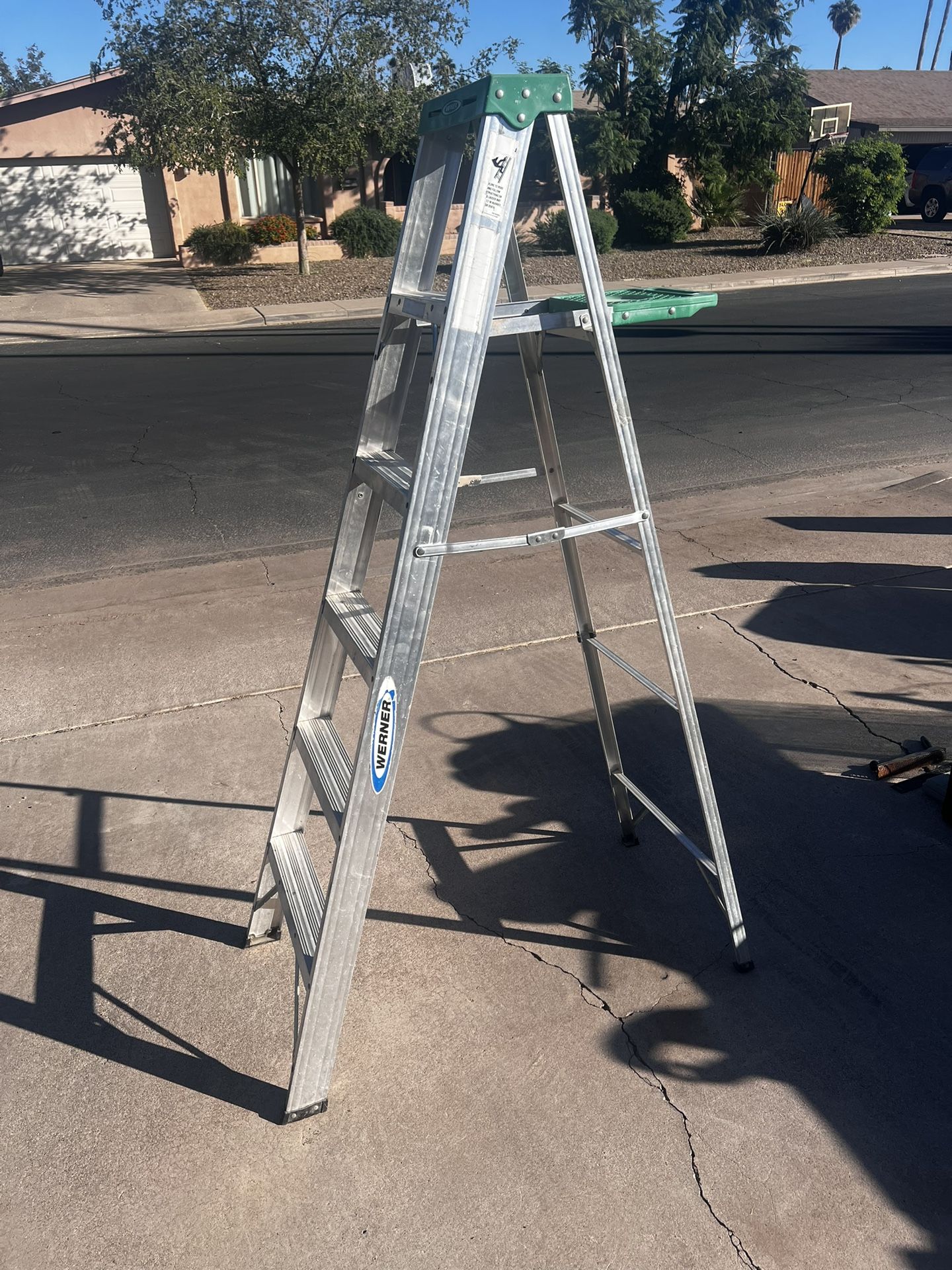 6’ Ladder