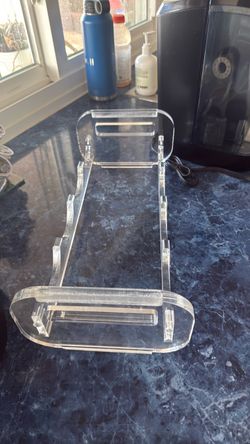 Acrylic wine rack