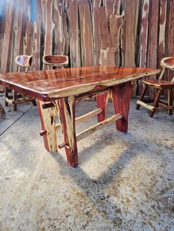 RUSTIC  MATERIAL