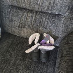 Winter Boots Size Tolddler 8