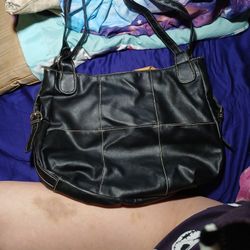 Black Purse 