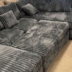 Cozy Stunning Stylish Sectional 