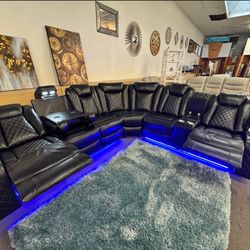 Black Sofa Sectional 2x Power Recliners & Wirless Charging 