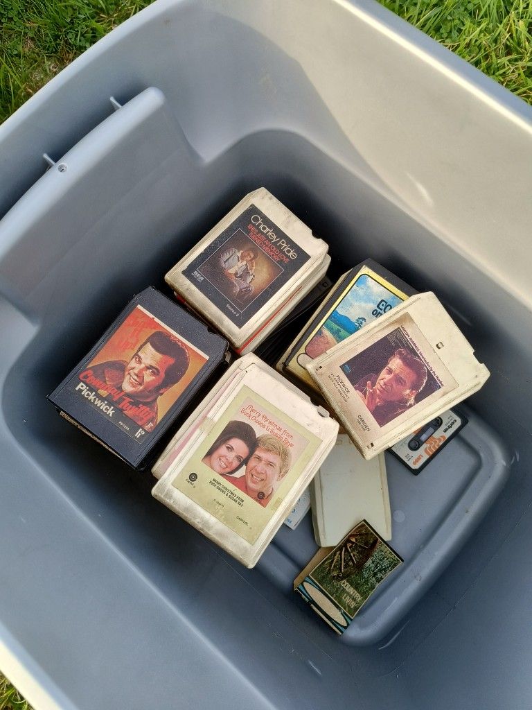 Yard Sale 801 South Advance Nc