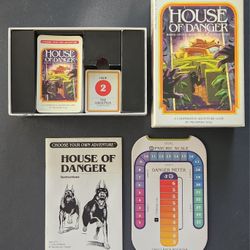 House of Danger (Choose Your Own Adventure)