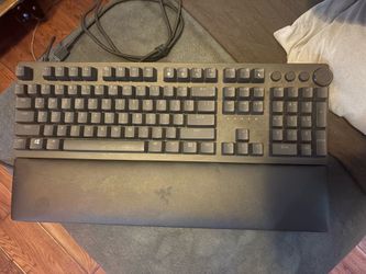 Razer huntsman v2 keyboard