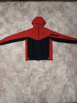 Nike tech fleece (Multiple colors)