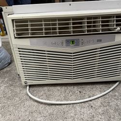 Frigidaire Gallery 8,000 BTU Window Air Conditioner