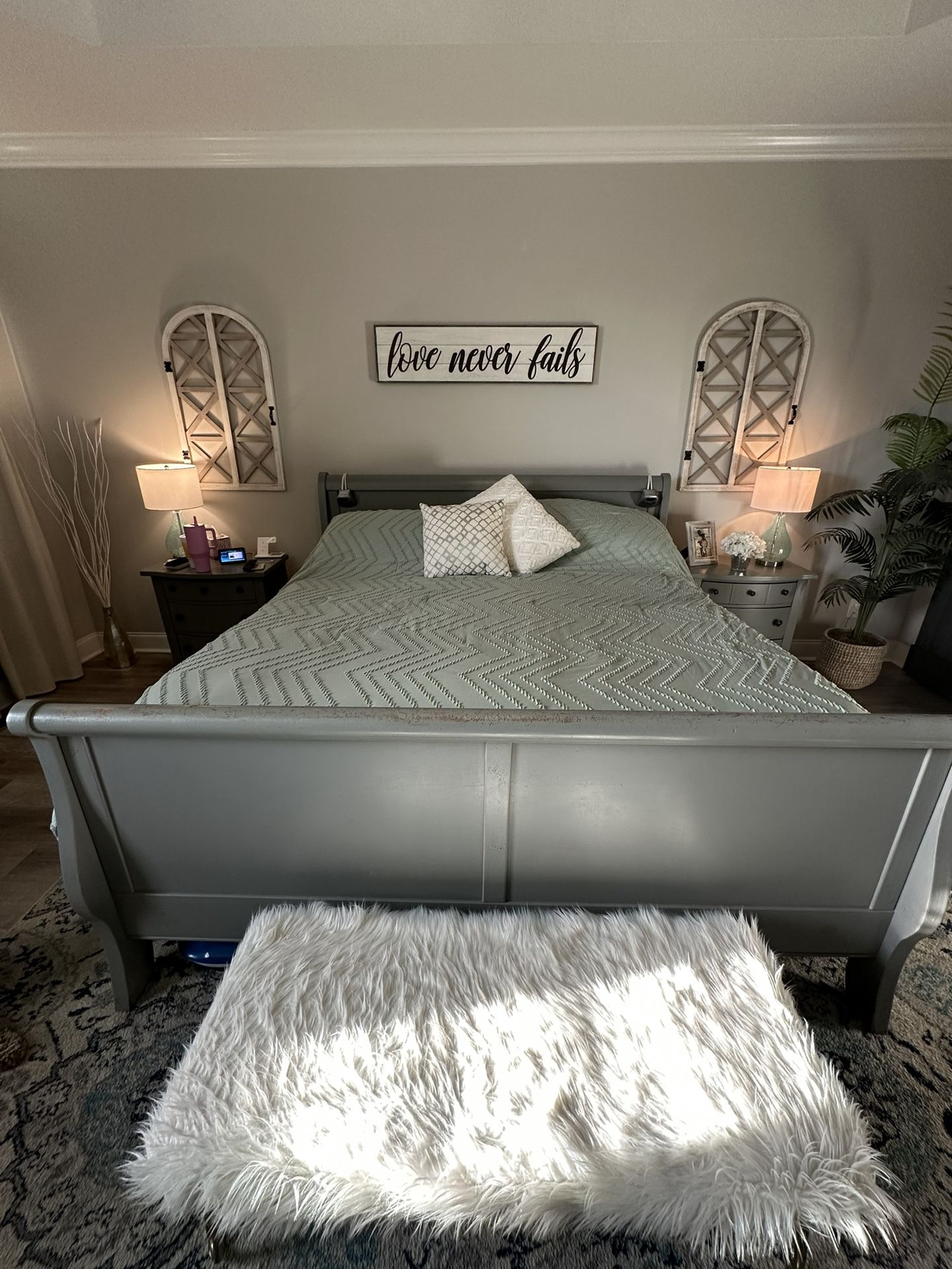 5-Piece Bedroom Set