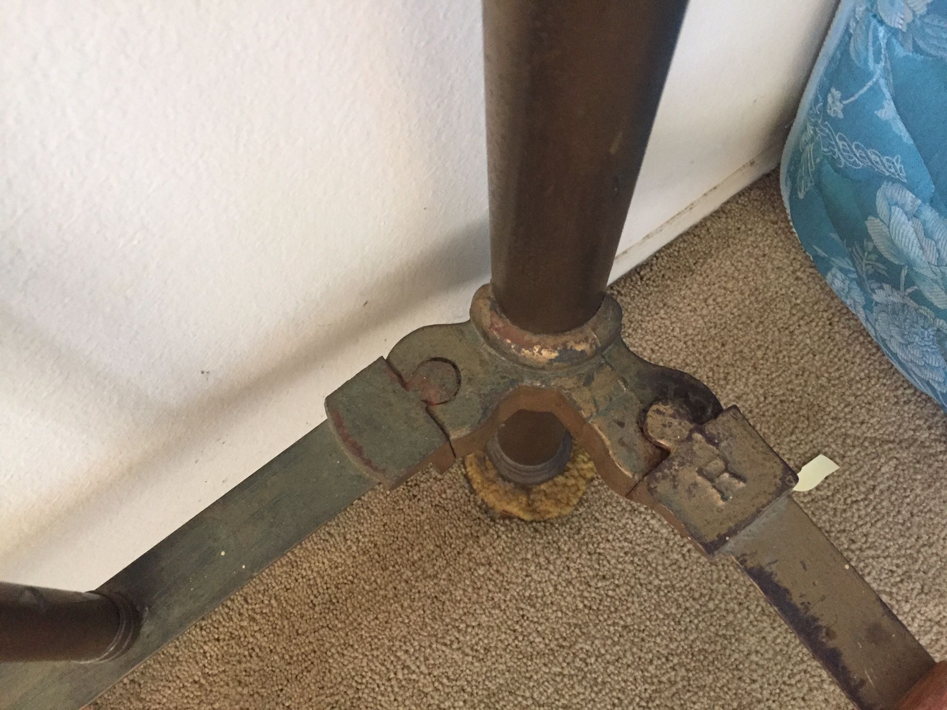 Vintage Antique Brass Bed With Original Frame And Rails French Country J&M, Full / Double Sturdy