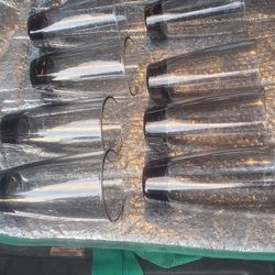 8 Pieces Glassware 