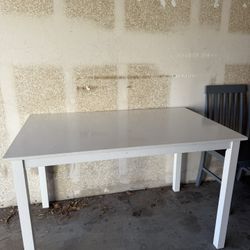 Table And Chairs 