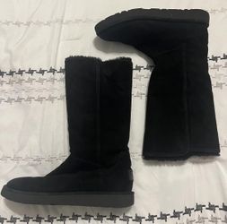Black UGG Suede Boots 